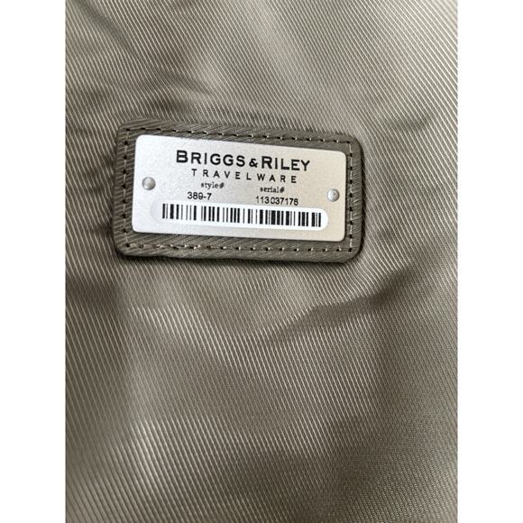 Briggs and Riley Travelware Hanging Garment Bag Olive Green 379-7 - Picture 7 of 8